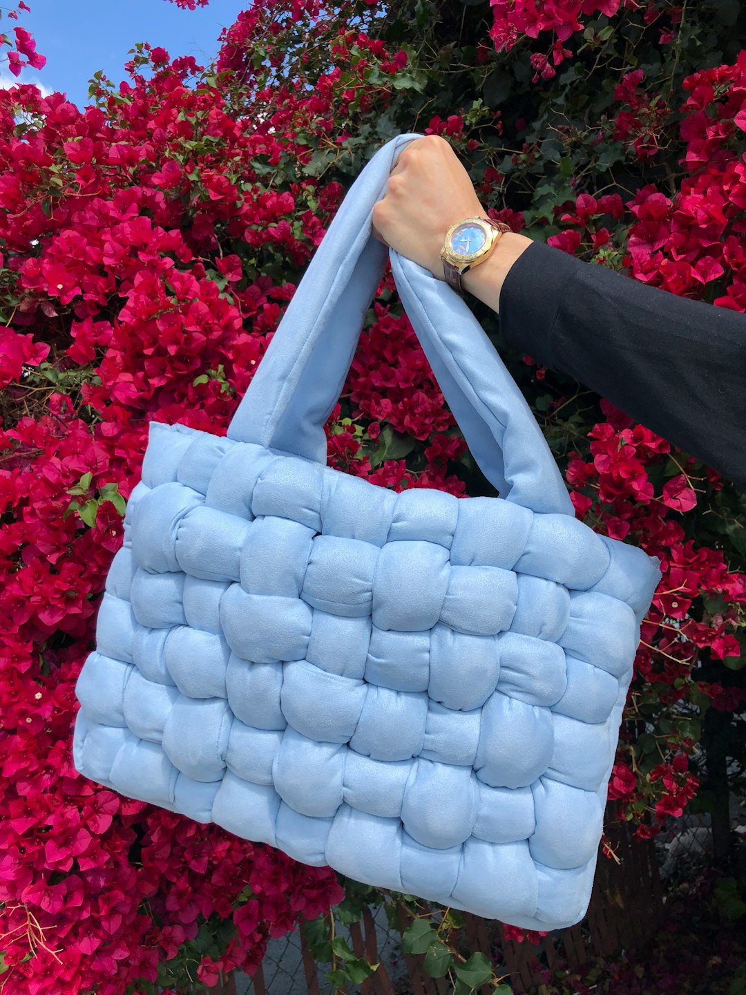 Oversized woven tote! This bag is huge and weighs almost 20 pounds! Took me a solid 6 hours to make from scratch :)